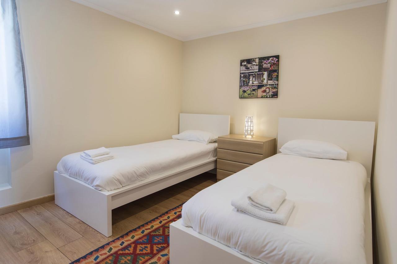 Martim Moniz Charming By Lisbon Village Apartments Eksteriør billede