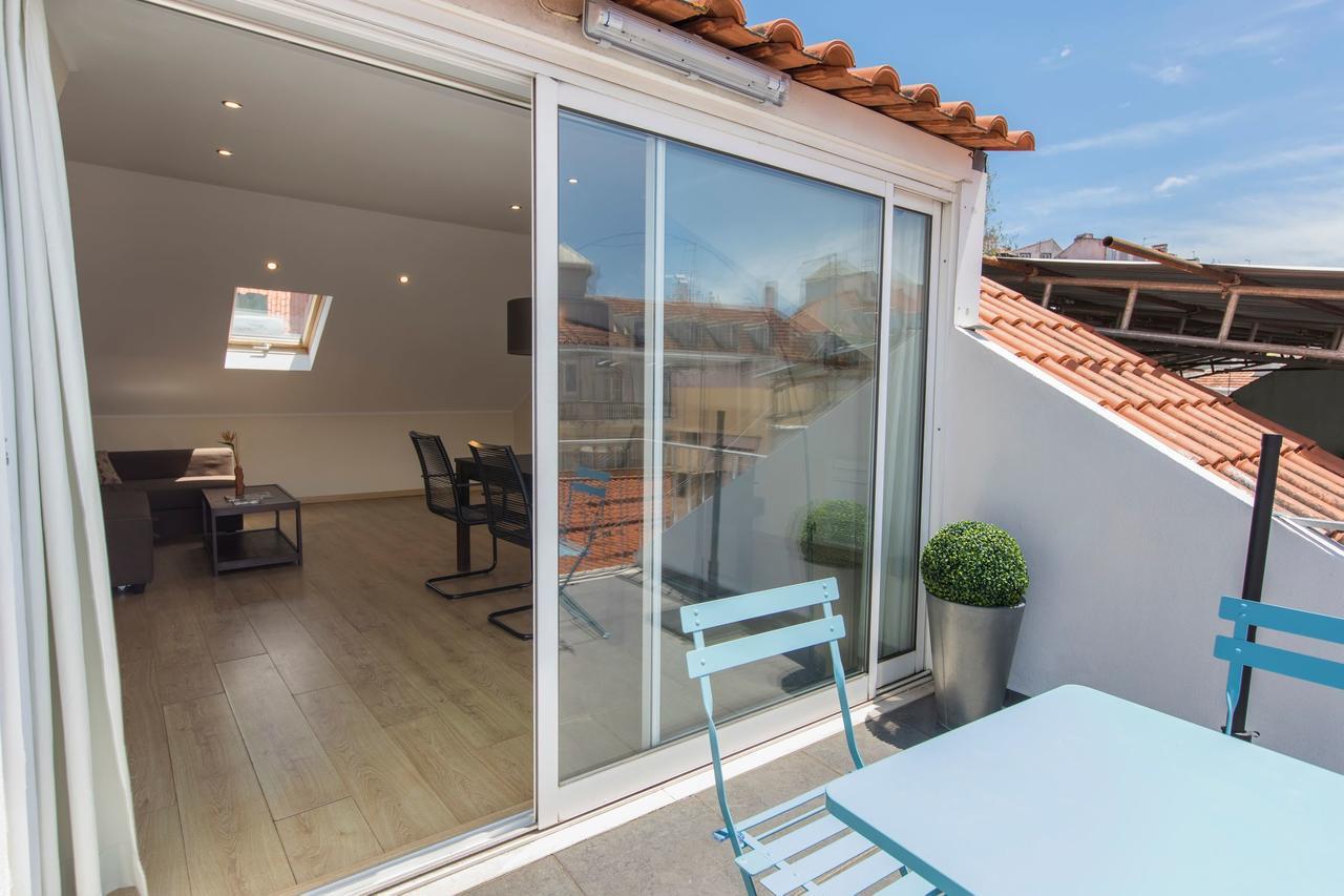 Martim Moniz Charming By Lisbon Village Apartments Eksteriør billede