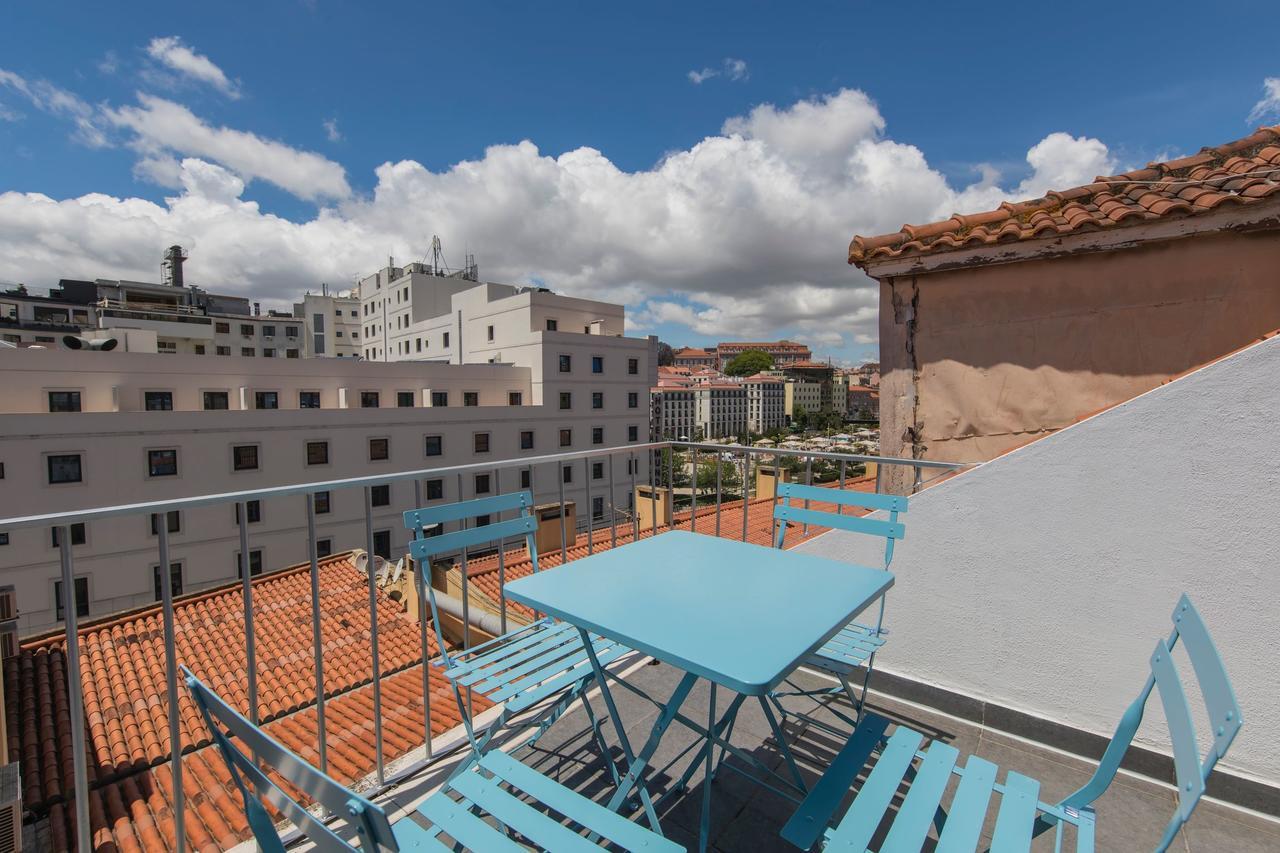 Martim Moniz Charming By Lisbon Village Apartments Eksteriør billede