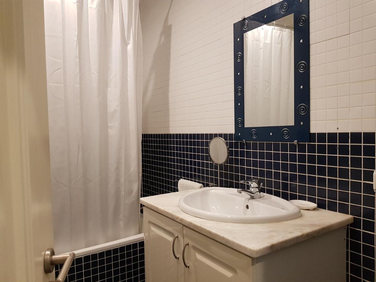 Martim Moniz Charming By Lisbon Village Apartments Eksteriør billede